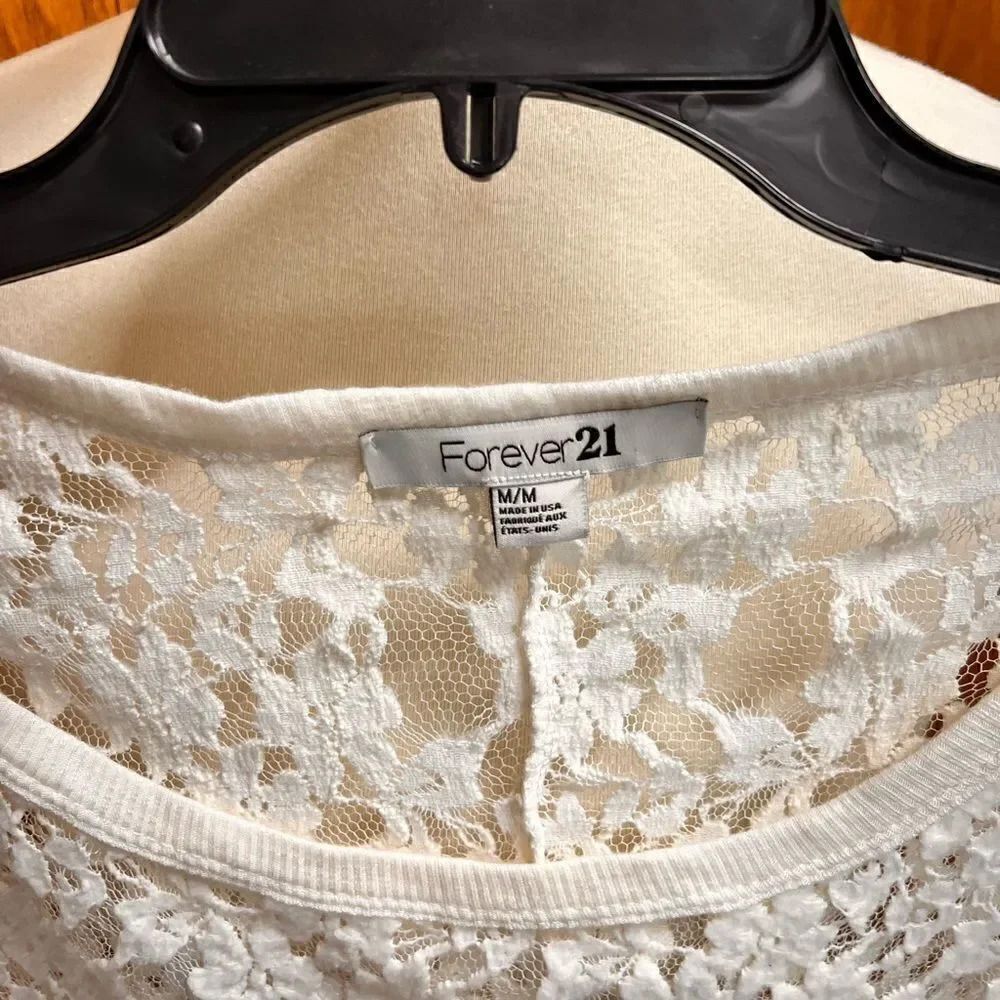 Forever 21 Medium white Lace Top #BK6 - Picture 2 of 6